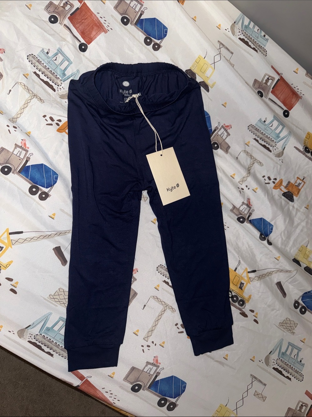 Kids Navy Blue Ribbed Jogger Pants for Kids. NWT. Kyte baby 3 T. Navy pant.